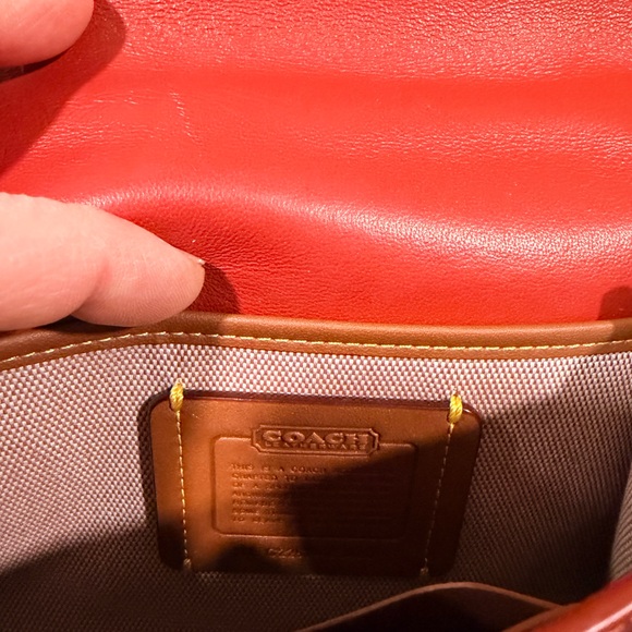Coach purse - Picture 4 of 5